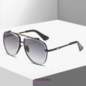 Top Original vente en gros Dita lunettes de soleil boutique en ligne série Punk pour hommes personnalisé tôle pointe tendance crapaud lunettes