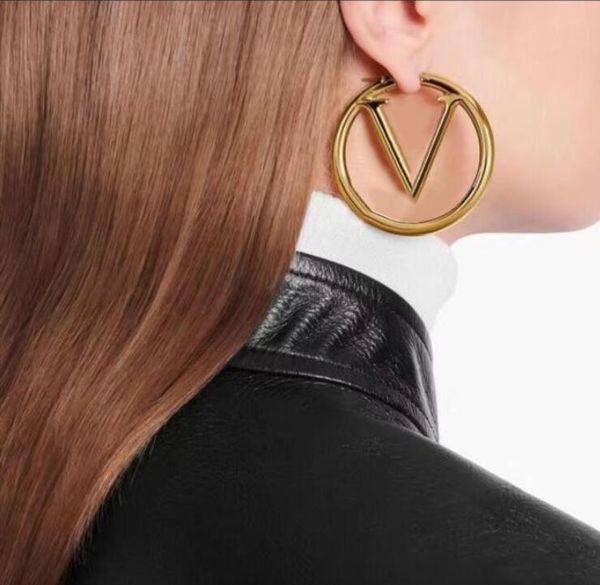 Top Paris bijoux accessoires femmes boucles d'oreilles de luxe en or 18 carats clous d'oreille dame joli cadeau de noël lou avec boîte