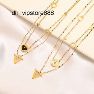 top Pendant Necklaces Collier pendentif trèfle à quatre feuilles en or 18 carats, charmant collier cadeau d'amour pour femme, bijoux de voyage d'amour de fiançailles, en acier inoxydable, ne se décolore pas C, 2023