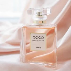Top Perfume Designer Brand Fragrance Mademoiselle N5 pour les femmes Eau de Parfum 3.4 fl.Oz.100 ml Spray Scents durables Cadeaux de filles PARFUMS FIN PERFUME
