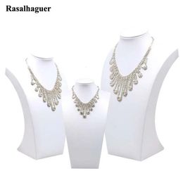 Top Pu White Mannequin Collier Pendante Chaîne Pendante Bijoux Affiche du support Décorer Bracelet Bijoux Salle de bijoux 240314