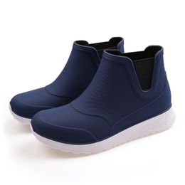 Top Qualité Cheville Confortable Chaussures De Pluie Femmes Chaussures D'eau Imperméables Cheville Pvc Bottes De Pluie Nouvelle Mode Féminine Solide Bottes De Pêche Sans Lacet Hiver Coton