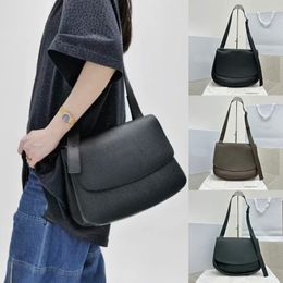 Bolsa de correo 10 de la mejor calidad Diseñador de moda Bag de hombro de cuero genuino Vintage Half Moon Backarm Bag Strap ajustable Mujer Mujer Bolsa de embrague de la fila