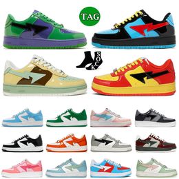 Top qualité 2023 bapestas chaussures de course hommes femmes designer bas formateurs décontracté noir blanc unc camo rose vert orange luxe mocassins baskets avec chaussettes