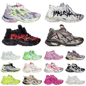 Top Qualité AAA + Runners 7.0 Hommes Robe Chaussures Graffiti Noir Fluo Vert Bourgogne Bureau Womandress Whitedress Marque De Luxe Femmes Hommes Grande Taille Baskets Baskets