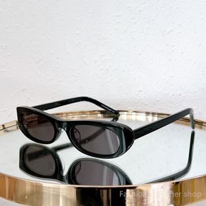 Lunettes de soleil des yeux noirs de qualité supérieure SL 557 pour les femmes de soleil de créateurs avec boîte de mode classique de style classique