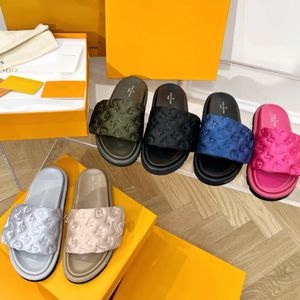 Zwembad Kussen Muilezels Ontwerpers Sandalen Beroemde Ontwerper Vrouwen Zonsondergang Platte Muilezels Gewatteerde Voorband Slippers Modieus Makkelijk te dragen Stijl Slides heren damesschoenen