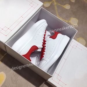 Laarzen van topkwaliteit Heren Casual schoenen Dames sneaker Mode Chaussures Schoen Mooi Platform Sneakers Leer Effen Kleuren Jurk Suede Trainers