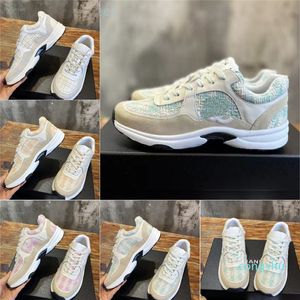 Zapatos casuales de alta calidad 10A Diseñador Mujeres Calfskin Channel Zapatillas de deporte con cordones Zapatillas deportivas Zapatillas de deporte clásicas Tamaño 35-41