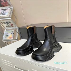 Zapatos informales de alta calidad, botas angulares de diseñador para mujer, botines con cremallera de piel de vaca negra con plataforma