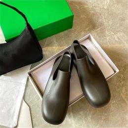 Top Qualité Casual Chaussures Designers Lisse Mat Femmes Pantoufles En Caoutchouc Sabots Sandales Soutien Slingback gelée chaussures de pluie