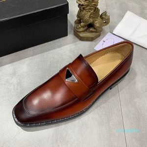 Top qualité Casual Chaussures LUXE hommes chaussures habillées MARQUE Vintage classique marron hommes mocassins Taille 38-44 modèle