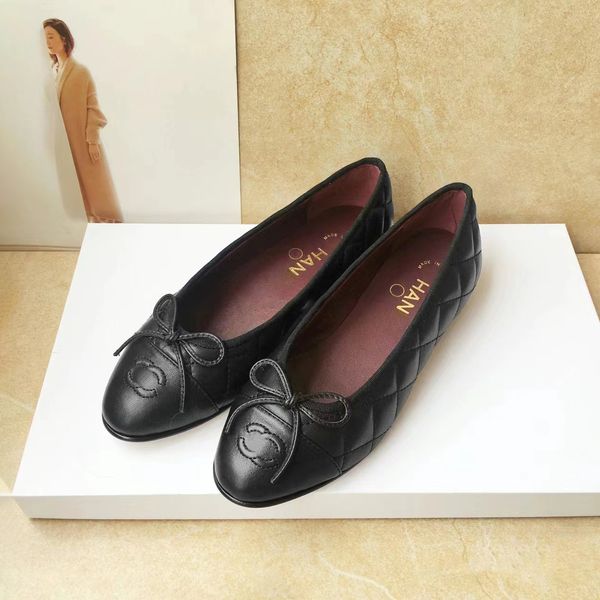 10a Canal de calidad superior Sandalia Zapatos de vestir para mujer Cuero favorito Zapato de ballet de tacón plano Alpargata de lujo Diseñador de oficina Carrera Mocasín Piel de cordero suave Zapatos casuales