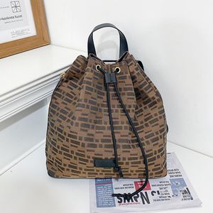 Designer sac à dos pour femmes String sacs à dos sacs seau en cuir PU petite taille femmes impression sac à dos sac LaoDong5701