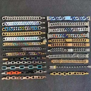Topkwaliteit Designer kleur Cubaanse kettingarmbandketen met diamant hiphop voor vrouwelijke man armbanden titanium roestvrijstalen persoonlijkheidskenketens mode sieraden geschenk