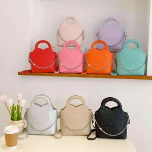 Chaîne de lettres de concepteur de qualité supérieure One épaule crossbody itys sac litchi motif grande capacité sac à main polyvalent