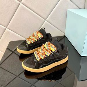 Diseñador de alta calidad Malla tejida con cordones Zapatos de vestir estilo Extraordinario cuero en relieve Zapatillas de deporte Mujer Plataforma de piel de becerro Nappa Zapatillas deportivas