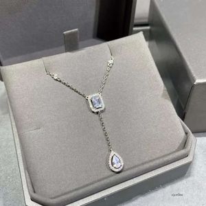 Collier de concepteur de qualité supérieure trois diamants pour femmes Diamond Sliding Pendant la chaîne de clavicule à roulement flexible