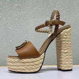 Zapatillas Sandalias de diseñador Zapato de mujer Verano Moda Hebilla Correa Tejido Lafite Hierba Patchwork Cuero genuino Tacón alto Zapatos de plataforma Sexy Sandal13cm