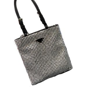 Top qualité Diamond Zipper Pocket sac fourre-tout femmes Sac à bandoulière de luxe Diamante designer Sacs à main sac à main Messenger Sacs Tassel Cross body