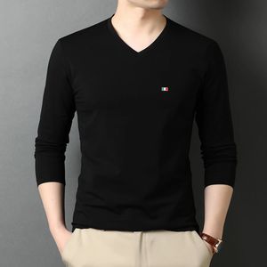 Top qualité marque de mode plaine 95% coton 5% Spandex col en V à manches longues t-shirt hommes coton noir décontracté hommes vêtements 240229