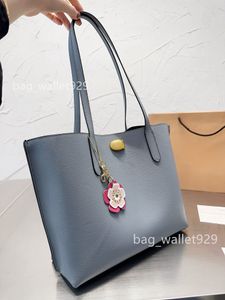 Diseñadores de moda de alta calidad Bolsa Bolsa de asas Bolsa de hombro para mujer Carteras Venta al por mayor Mini Crossbody Totes Totes Hangbag Pochette Hobo Bag Carta de dos tonos