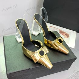 Topkwaliteit mode Metalen gesp Slingback Sandalen pumps doorzichtig blok Dikke hakken Geklede schoenen Damesontwerpers Sandalen dames PVC Trouwschoenen doos