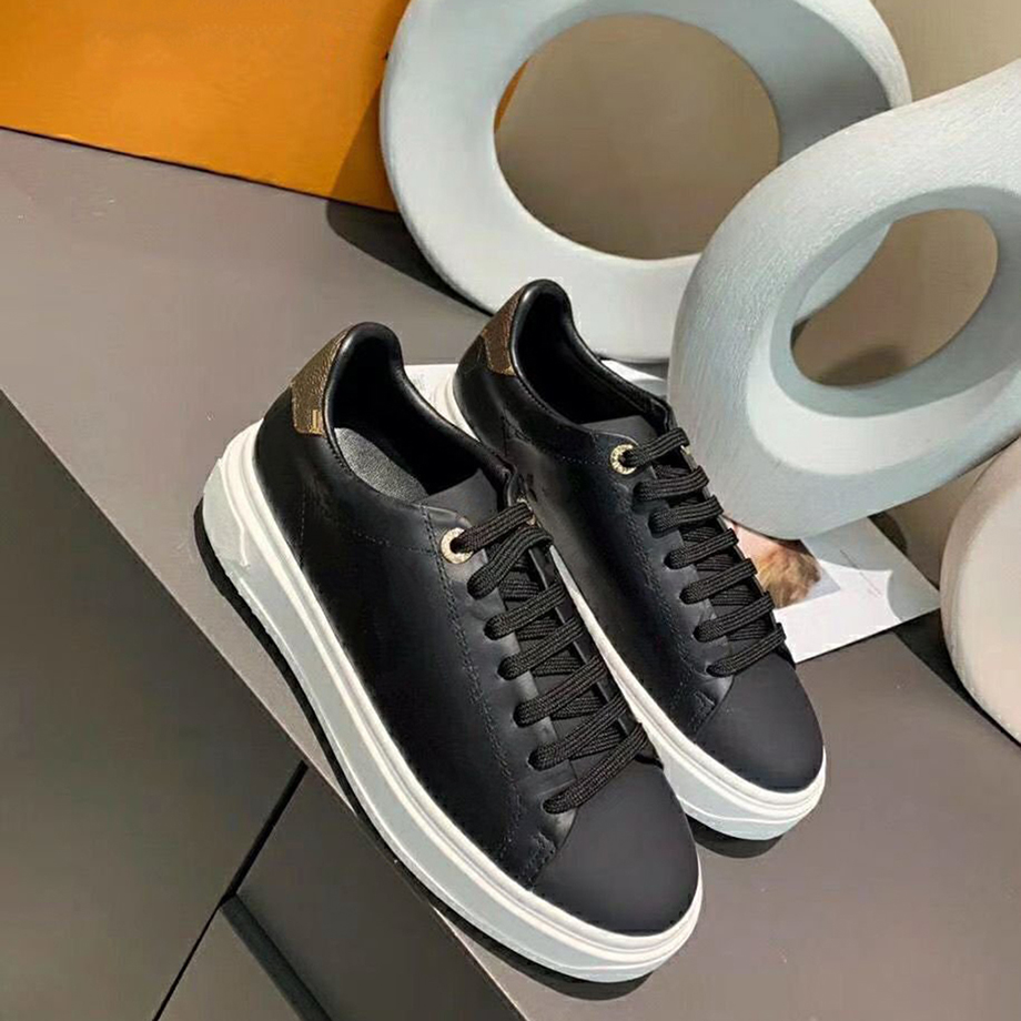 Top Quality Fashion Sneakers Men Women Leather Flats Luxury Designer Trainers Casual Tennis Dress Sneaker asdasdawsdasdawd