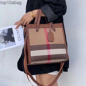 Bolso de cuero genuino de alta calidad 2024 nuevo estilo a cuadros bolso de hombro de gran tamaño bolso avanzado bolso de mensajero para mujer correas de hombro dobles de alta calidad