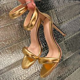 Topkwaliteit Gianvito stiletto hakken Sandalen met hak voor dames zomer luxe designer schoenen 10,5 cm gouden kalfsleer voetriem met hak Achterrits schoeisel met doos