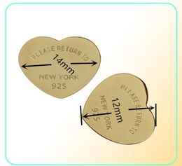Topkwaliteit hartoorbellen voor vrouwen Romantische mooie roestvrijstalen oorknopjes met Engelse letters Bruiloft oorbellen2137772