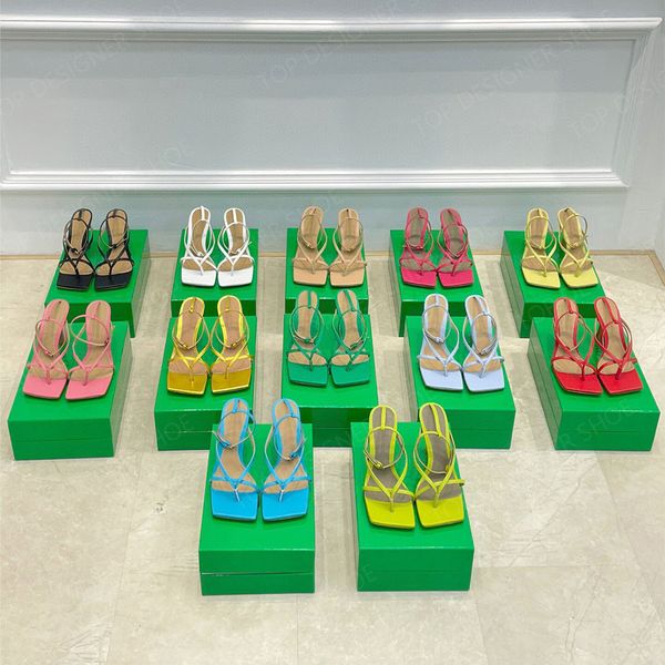 Zapatos de tacones altos de calidad superior Chanclas simples Correas de tobillo con cierre de dedos Sandalias Tacones de aguja Zapatos de vestir 9,5 cm Sandalia de diseñador de lujo Mujer Verde Rosa Amarillo Rojo Con caja