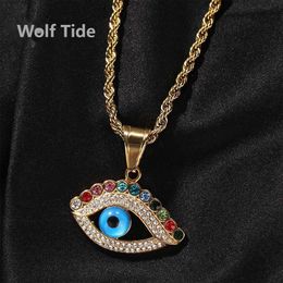 Hip Hop Hip Hop Hiphop Nouveau collier de pendentif pour l'œil Evil Bleu en acier inoxydable Collier Creative Niche Colored Diamond Sweater Chain Bling Crystal Rapper Colliers