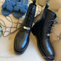 Topkwaliteit L-laarzen V-designerschoenen Klassieke enkellaars met gesp Volnerf leer Dikke zolen Dikke hak Damesschoenen Lace Up Martin tazz Boot pranda-laarzen