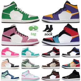 Top Quality Lakers 1S Mid Basketball Chaussures Hommes Femmes Nouveau Jumpman 1 Mids Multicolor 2023 Fierce Pink Space Jam Noir Ice Blue Valentine's Day Shadow Red DHgate Trainer