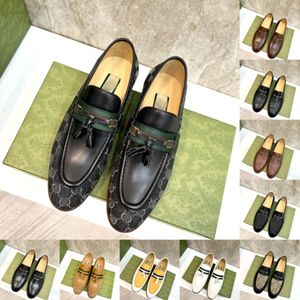 Topkwaliteit luxueuze mode ademende rijschoenen echte lederen handgemaakte mannen flats nieuwe lichtgewicht loafers hoogwaardige mannen bruiloft designer kleding schoenen