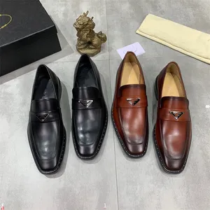 Top Qualité Luxueux Fête De Mariage Formelle Chaussures Habillées En Cuir Véritable Hommes Noir Marron Diamant Designer Mocassins Chaussures Semelle Bleue Brogues Oxford Slip On Chaussures Habillées 38-45