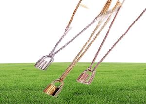 Bijoux de luxe de qualité supérieure Silver Rose Gold Lock Pendant Collier de créateur 18K Colliers pour femmes chaîne en acier inoxydable 6067191