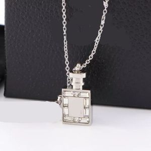 Topkwaliteit luxe parfum fles hang ketting witte diamanten titanium stalen sieraden groothandel