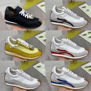 Topkwaliteit Mannen voor Dames Trainingsschoenen Luxurys Ontwerpers Triple White Black Blue Low Old Dad Cowhide Sneakers Designer Combination Soles Weving Shoe