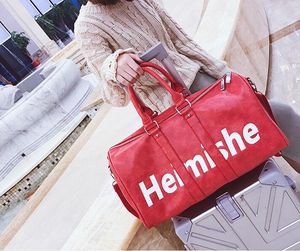 luxe heren reistas maat 50 cm rood zwart pvc leer klassieke mode dames plunjezakken designer bagage handtassen grote capaciteit sport schoudertas handtas man tote