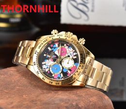 Les hommes de qualité supérieure regardent le chronomètre complet Sapphire Glass Classic Crime Crime en acier inoxydable Quartz Mouvement Calendrier Calendrier Fleurs Bracelet Squelette Montres Gift