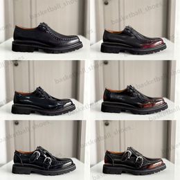 Zapatos de vestir de fiesta de boda de los hombres de calidad superior Zapatos de cuero real para hombre Negro Marrón diamante Diseñador Mocasines Zapatos Suela Brogues Oxford Slip On Zapato 38-45