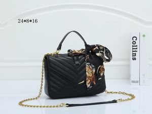 5A Calidad nuevo bolso de diseñador Bolso de la cartera Bolsos de mujer Bolsos Crossbody Soho Bagi Disco Bolso de hombro dorado con flecos Messenger Bagsa Purse 24cm