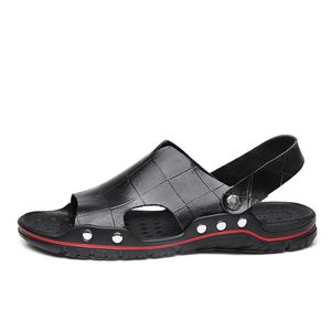 Topkwaliteit Outdoor gazon mode sandalen groothandel luxurys ontwerpers flip-flops zachte onderkant trendy zandstrand schoenen