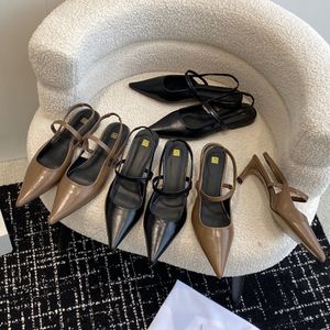 Topkwaliteit toteme sandaal puntige tenen lederen slingback hakken kitten hakken sandaal luxe designer jurk schoenen kantoor schoenen fabrieksschoenen met doos