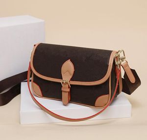 Sac d'infirmière en cuir PU de qualité supérieure Sac à bandoulière Sac à bandoulière pour femmes célèbres pour hommes Designer de luxe pour femmes Sac à main pour appareil photo Louiseities Viutonities