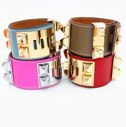 Braceletas punk de alta calidad anchas brazaletes de cuero genuino suave para mujeres H Joyería de la declaración de pulsera YX0205889399