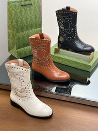 Bottes de cow-boy à bout re rétro de qualité supérieure pour femmes Vraie cuir slip sur les bottes de chelsea courtes talons carrés à mi-mollet western botas mujer broderie g rivet