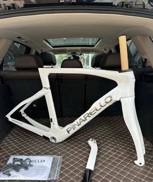 Cuadros de bicicleta blancos de fibra de carbono de carreras de carretera de alta calidad, camaleón súper ligero, pintura personalizada, frenos de disco, cuadro de bicicleta de carbono T1000, marco de ciclismo de carbono completo